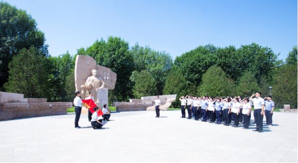 马博体育客户端组织开展“践行八项规定 永葆清廉本色”主题党日活动